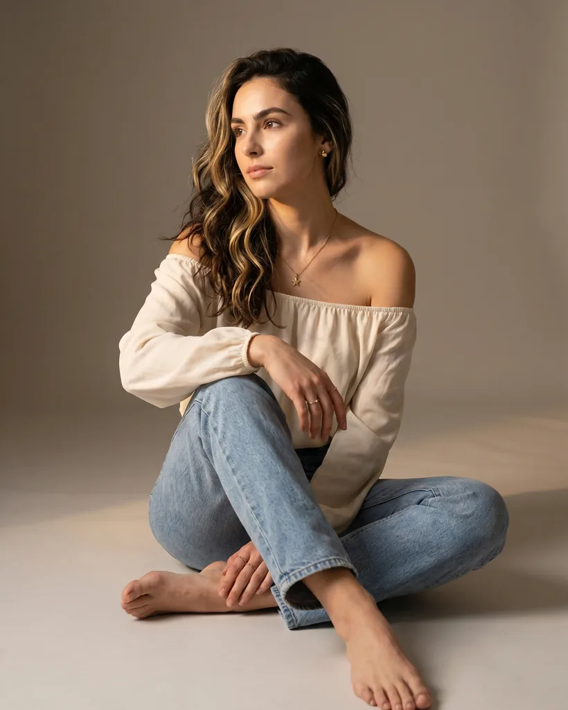 Nathy, influencer virtual creada con IA por develoop studio